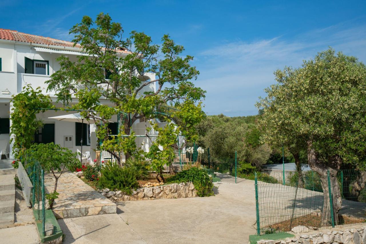 Apartamento Kuca Za Odmor Denona Borovići Exterior foto