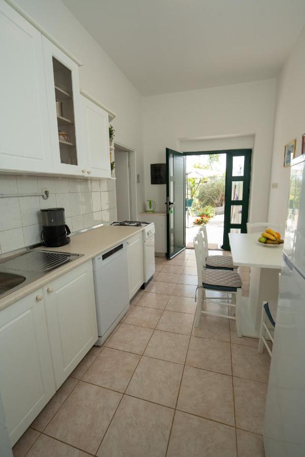 Apartamento Kuca Za Odmor Denona Borovići Exterior foto
