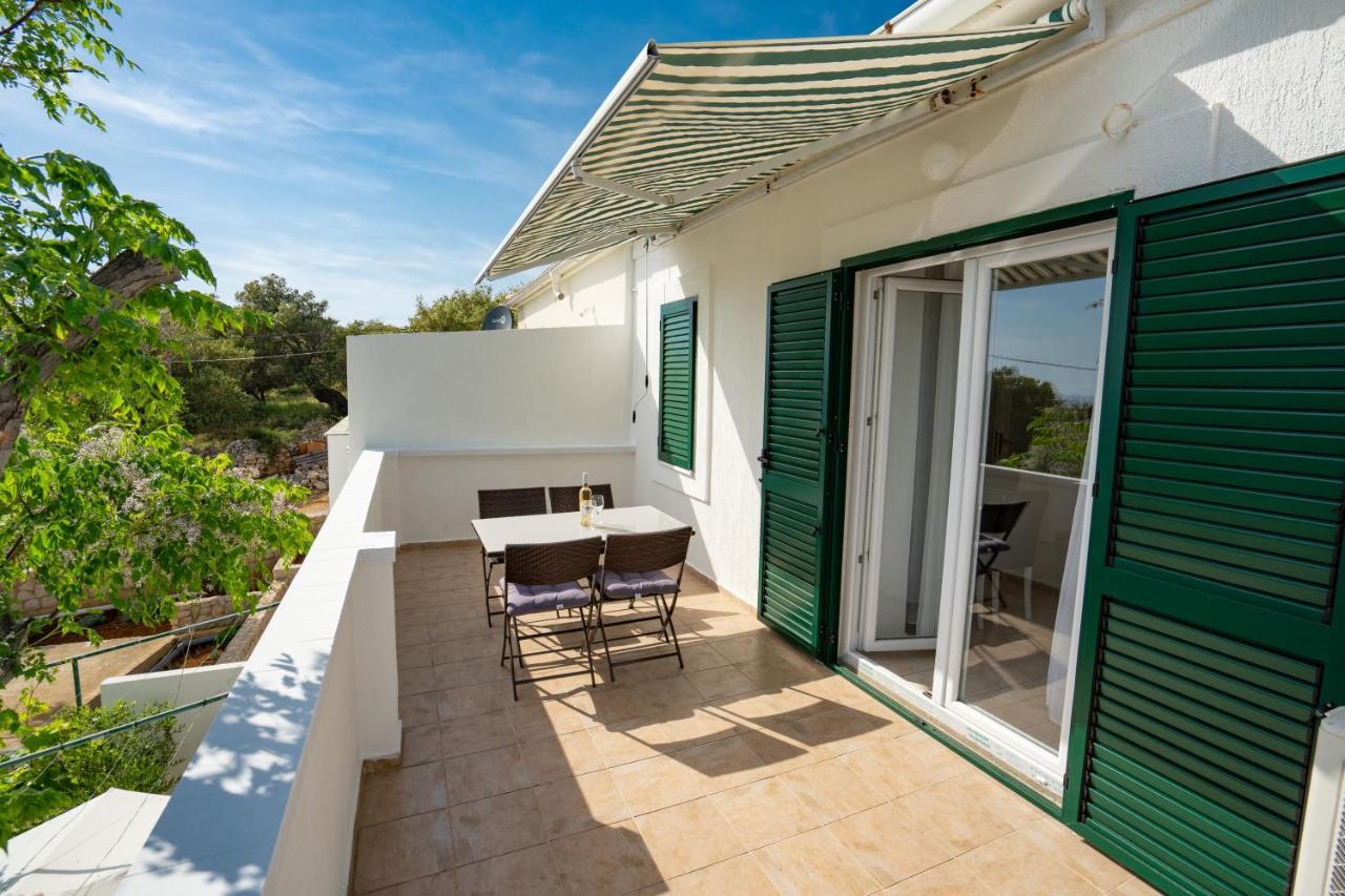 Apartamento Kuca Za Odmor Denona Borovići Exterior foto