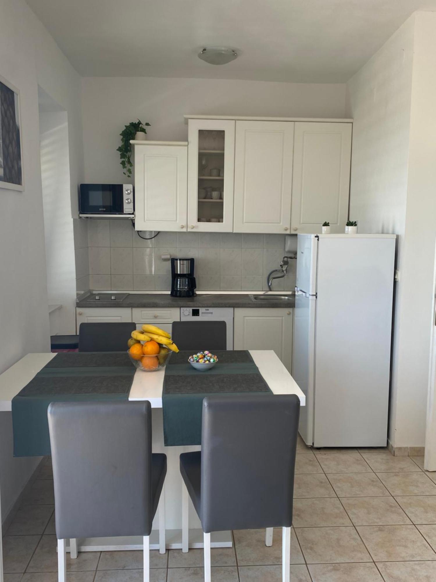 Apartamento Kuca Za Odmor Denona Borovići Exterior foto